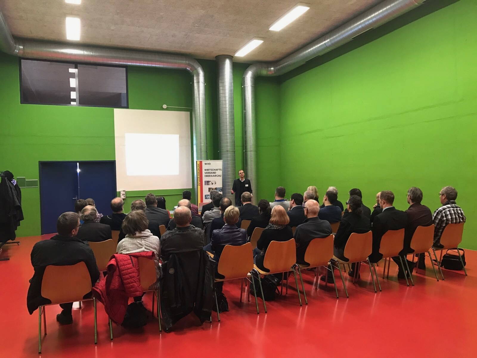 bild_seminarraum_prasentation_w2025.jpeg bild_seminarraum_prasentation_w2025.jpeg